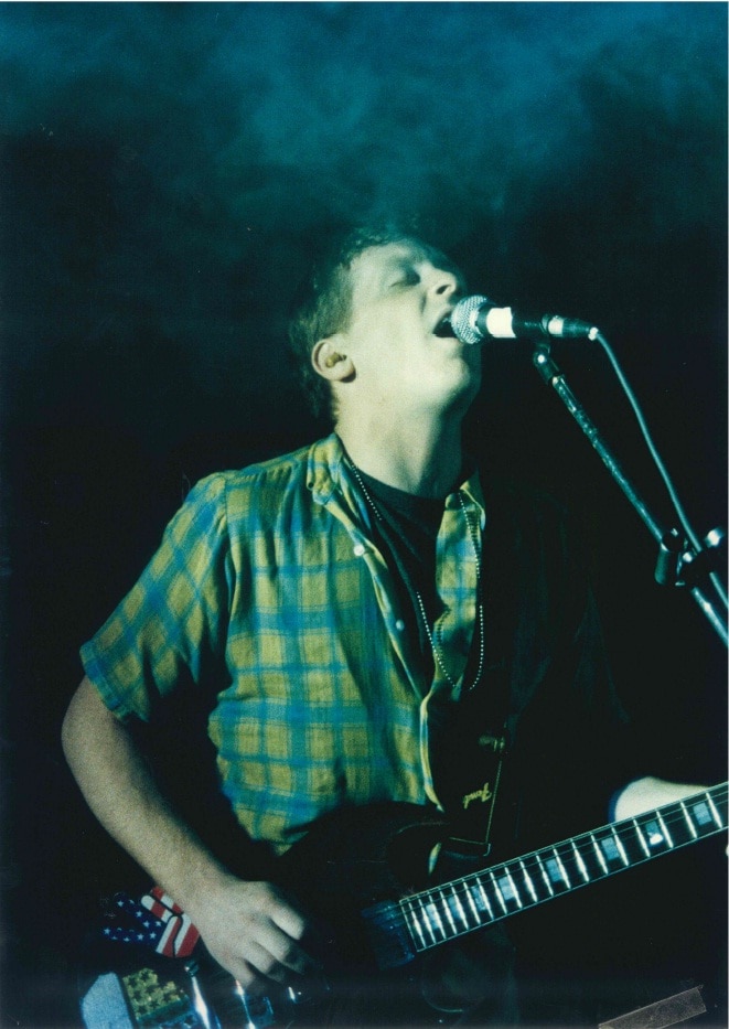 Bill Janovitz dei Buffalo Tom sul palco. 1992. La band indie americana, di culto ma senza un grande successo, ha aperto la strada a molti gruppi della scena indipendente.